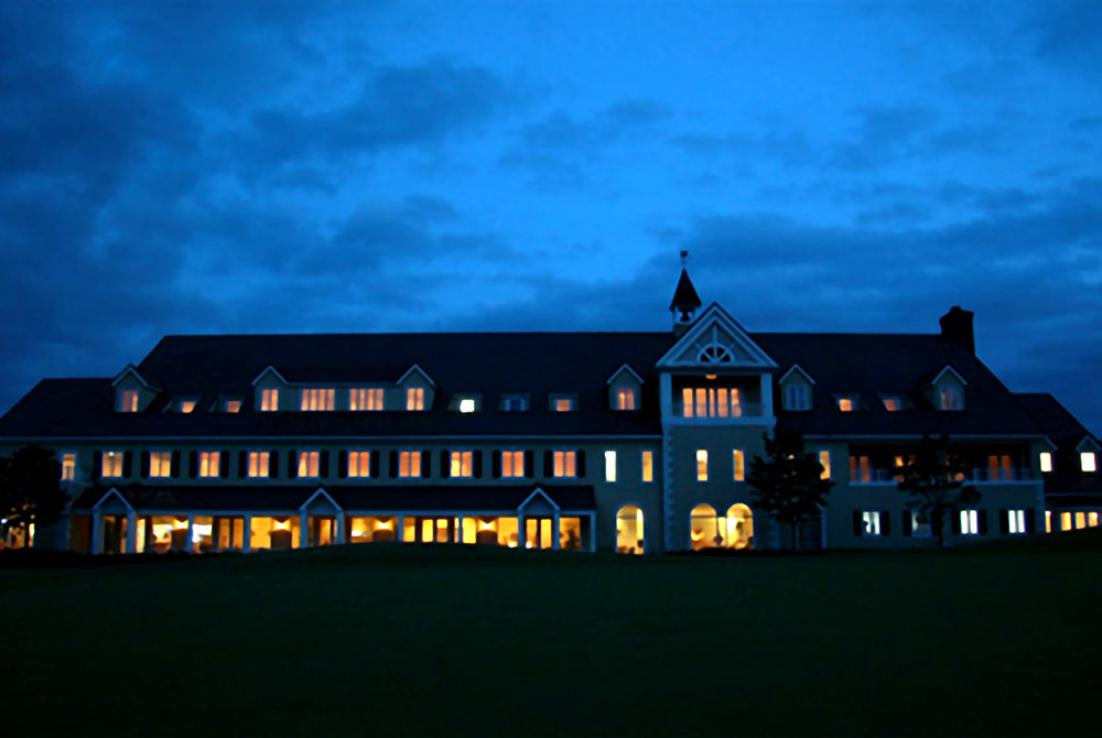 Club House(a night view)